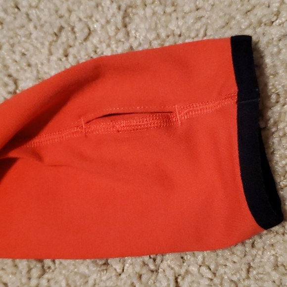 Nike Red Dri Fit jacket - Picture 4 of 6